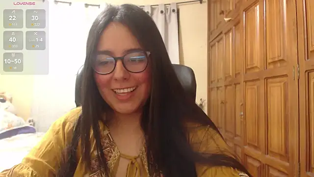 Venus cat  online show from June 28, 10:38 pm