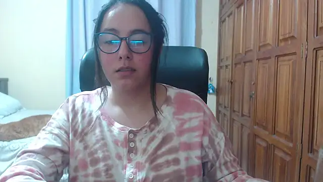 Venus cat  online show from January 19, 2:48 am