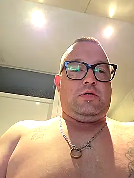Snapshot of hot-brabo chatting on October 11, 11:55 am hot-brabo online show from October 11, 11:55 am