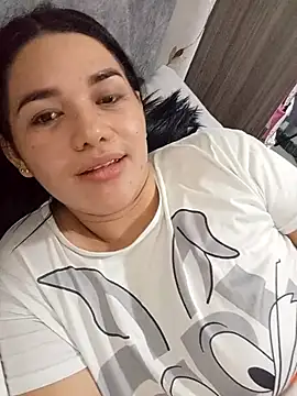 Snapshot of andrea_smitth chatting on November 4, 2:21 pm andrea smitth online show from November 4, 2:21 pm