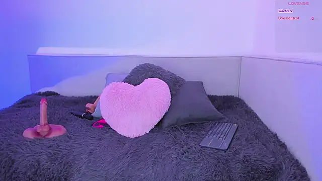 Samara hale online show from November 28, 8:53 pm