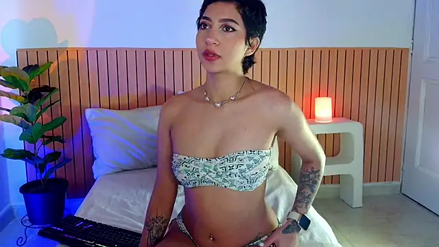 emma web  online show from May 28, 5:08 pm