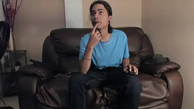 Dickie Dicking online show from November 5, 10:02 pm