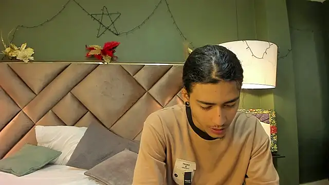 Dickie Dicking online show from December 16, 9:19 pm