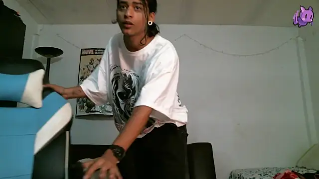 Dickie Dicking online show from December 19, 6:32 pm