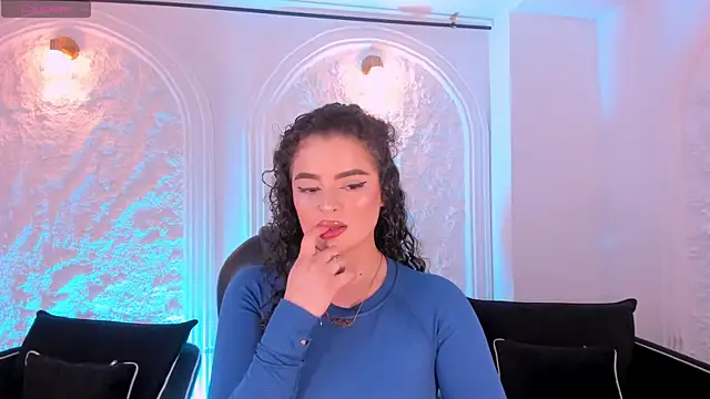 KylieJenkins online show from February 11, 11:43 am