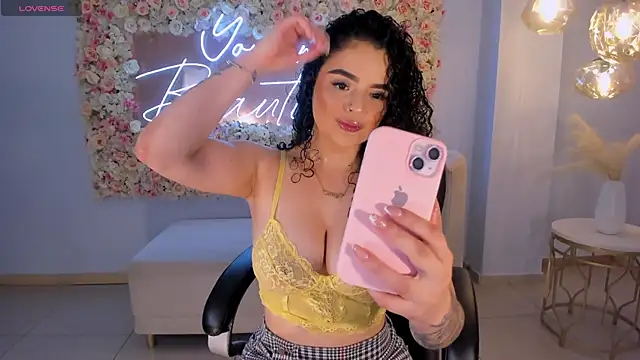 KylieJenkins online show from January 12, 11:28 am