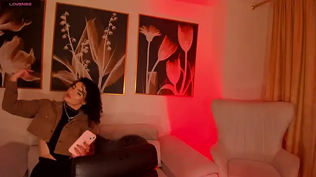 KylieJenkins online show from March 8, 11:35 am