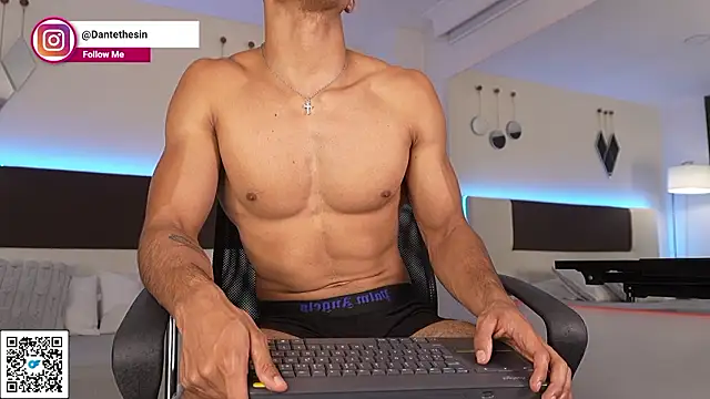 DanteeStone online show from February 2, 8:19 pm