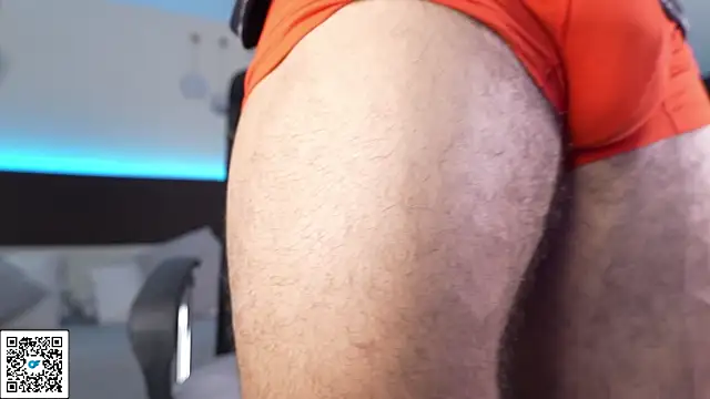 DanteeStone online show from April 16, 9:39 pm