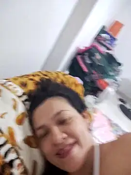 LindaSalo33 online show from November 12, 5:00 am