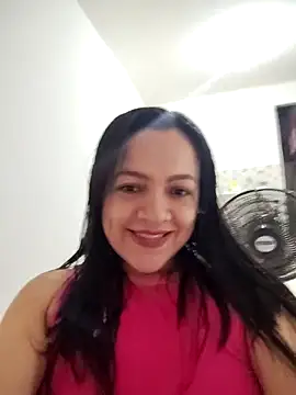 LindaSalo33 online show from November 14, 4:05 am