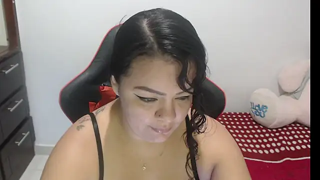 emily sexxx online show from January 17, 5:44 am