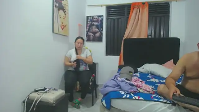 Meloncillo and Babyliss99 online show from April 12, 6:38 am