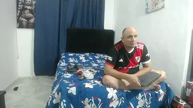 Meloncillo and Babyliss99 online show from May 6, 12:58 am