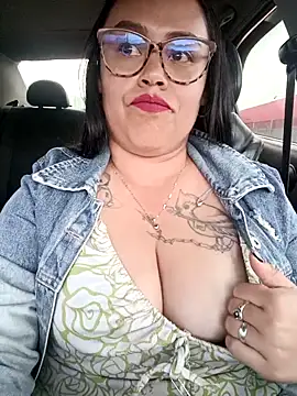 Italia 12 online show from October 21, 10:09 pm