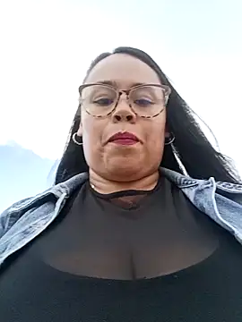 Italia 12 online show from November 12, 9:07 pm