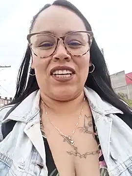 Italia 12 online show from November 24, 8:20 pm