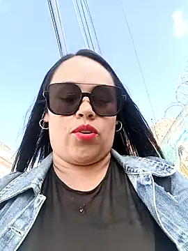 Italia 12 online show from November 17, 9:08 pm