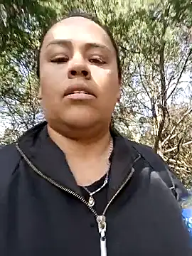 Italia 12 online show from October 4, 2:07 pm