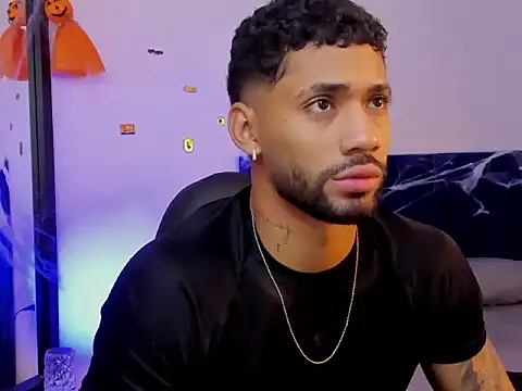 theo sky1 online show from October 30, 2:14 pm