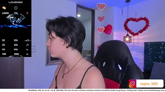 Snapshot of isaa_dl chatting on February 10, 5:23 pm isaa dl online show from February 10, 5:23 pm