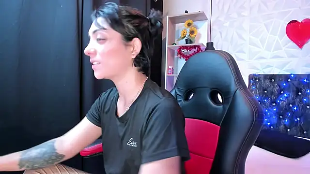 isaa dl online show from April 2, 10:33 am