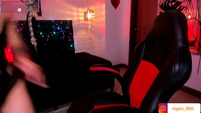 isaa dl online show from October 4, 9:38 pm