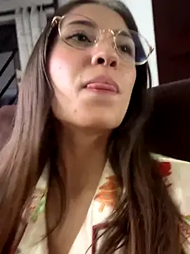 Snapshot of fanyabbey chatting on December 20, 5:43 am fanyabbey online show from December 20, 5:43 am