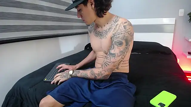 SteveDickson  online show from October 15, 9:12 pm