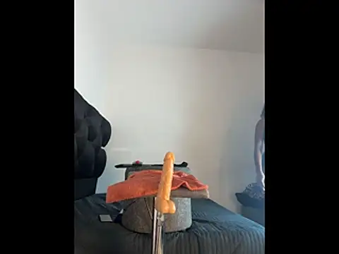 Snapshot of MerliaSsomer chatting on October 23, 1:43 pm MerliaSsomer online show from October 23, 1:43 pm