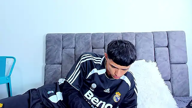 Anthony carter online show from November 9, 2:21 pm