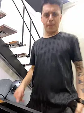 Snapshot of jeff2995_ chatting on November 23, 2:54 am jeff2995 online show from November 23, 2:54 am