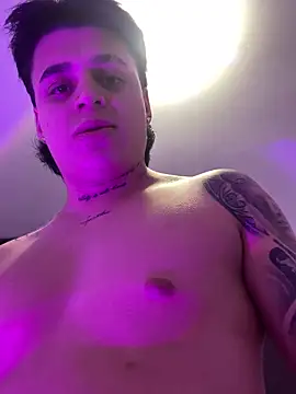 Snapshot of jeff2995_ chatting on October 3, 6:59 am jeff2995 online show from October 3, 6:59 am