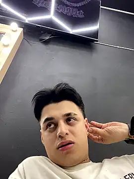 Snapshot of jeff2995_ chatting on November 8, 2:37 am jeff2995 online show from November 8, 2:37 am