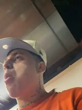 Snapshot of jeff2995_ chatting on November 25, 4:13 am jeff2995 online show from November 25, 4:13 am