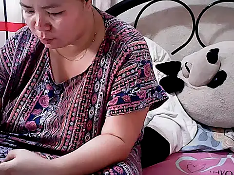 HornyPussie69 online show from March 5, 11:32 pm