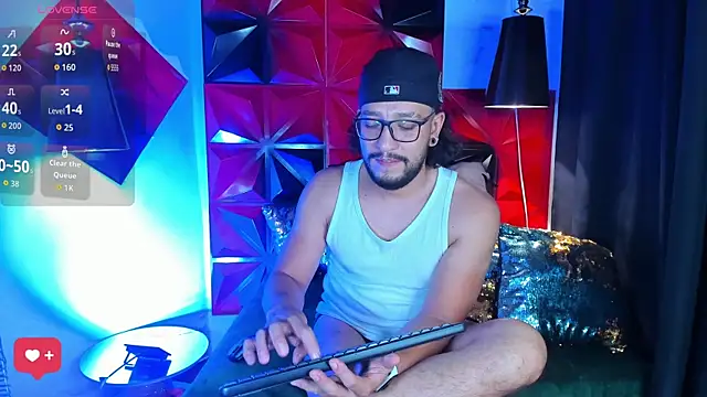 Snapshot of Ethan_w12 chatting on October 9, 12:55 am Ethan w12 online show from October 9, 12:55 am