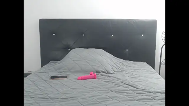 Snapshot of cochonne95D chatting on November 1, 2:33 pm cochonne95D online show from November 1, 2:33 pm