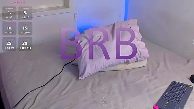 Alejarossi online show from March 4, 1:41 pm