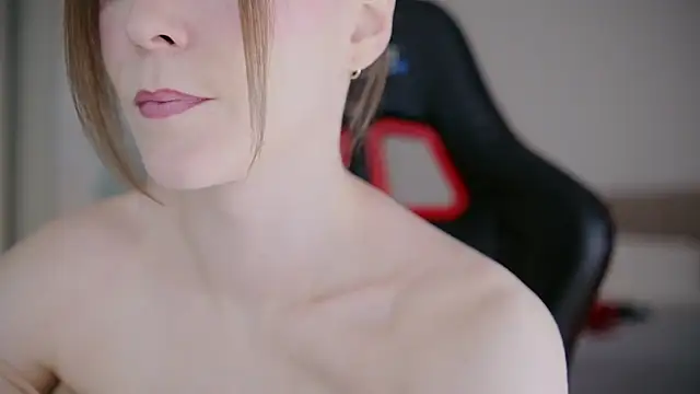 WowHelloAlice online show from February 19, 6:43 am