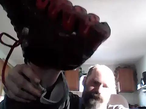 crazyheratic8 online show from February 22, 2:30 pm