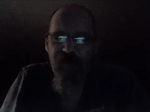 Snapshot of crazyheratic8 chatting on July 12, 2:34 am crazyheratic8 online show from July 12, 2:34 am