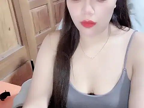 Subita nice online show from April 17, 2:31 pm