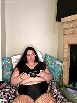 BrattyKrystal online show from October 11, 6:20 pm