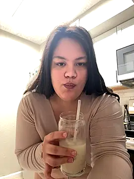 BrattyKrystal online show from October 10, 5:14 pm