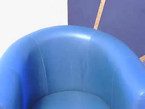 Snapshot of shiny-krisha chatting on October 19, 6:05 am shiny-krisha online show from October 19, 6:05 am