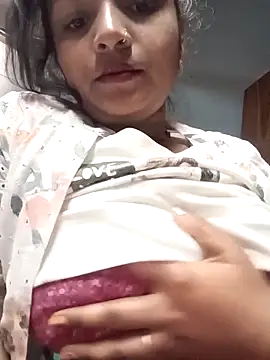 Neelam-baby1 online show from February 27, 9:25 pm