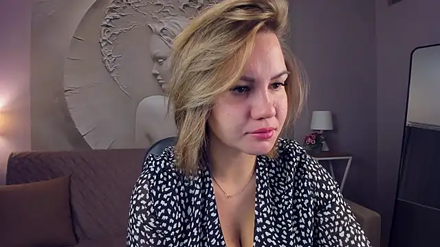 AriaEven online show from October 16, 3:04 am