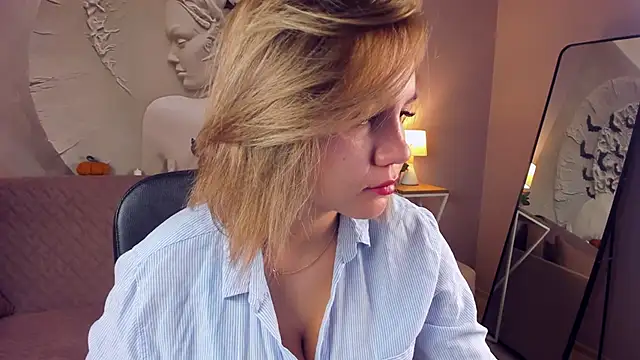 AriaEven online show from October 23, 3:27 am